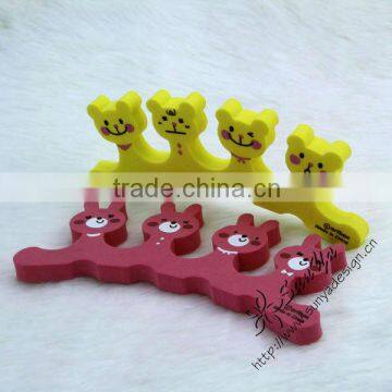 Finger toe separator