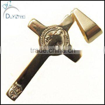 Hot selling religious design mini cross pendant jesus