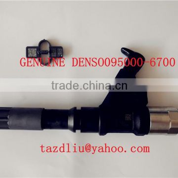 Original and New CR Injector 095000-6700 / 095000-6701 for HOWO VG1246080051