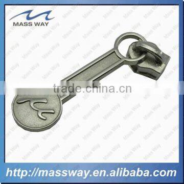 custom zinc alloy fashion silver tag metal accessories for handbag