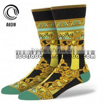 Colorful Jacquard Fuzzy Custom Sport Sock Crazy Socks Man Sock Womens Socks