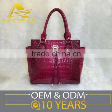 Cheap Prices Sales Fashion Designs Oem Service Hand Set Bag                        
                                                Quality Choice