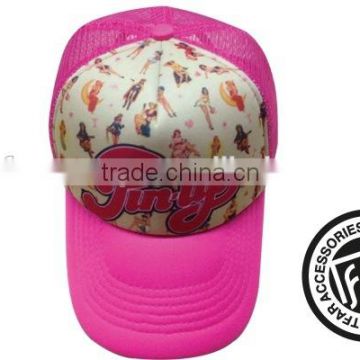 TRUCKER CAP WITH PRINTING DESIGNS