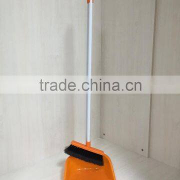 Hot Sale Dustpan and Brush Set with Long Handle cheap item