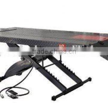 Torin BigRed Pneumatic Motorcycle Lift Table