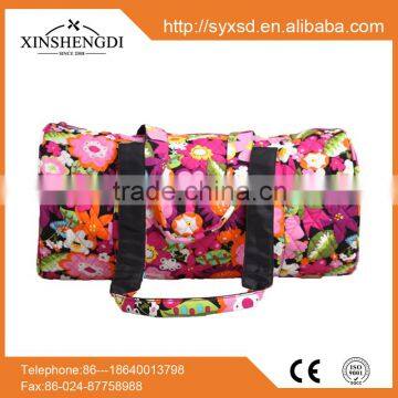 2016 Hot Best Selling High Quality 100% Cotton Quilted Fabric Floral Fashion Fancy Hipster Women's Beach Duffel Travel Bag