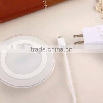 Fast Charging 5V 1000MA qi Wireless Charger Phone Charger With Micro Usb Port