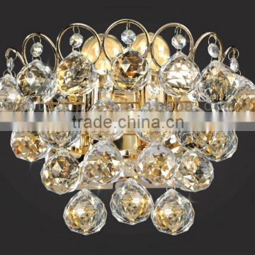 2015 hot sale calssic golden dressed with crystal ball crystal wall light