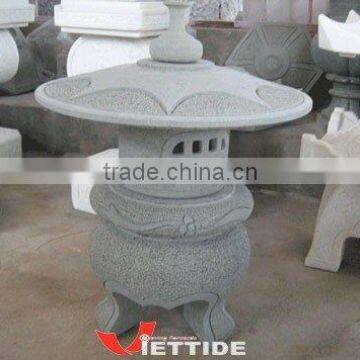 Garden Stone Lantern