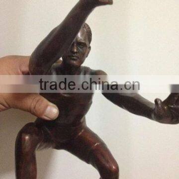 Lost Wax Method Casting Bronze Climbing Soldier Bronze Statue photo-3