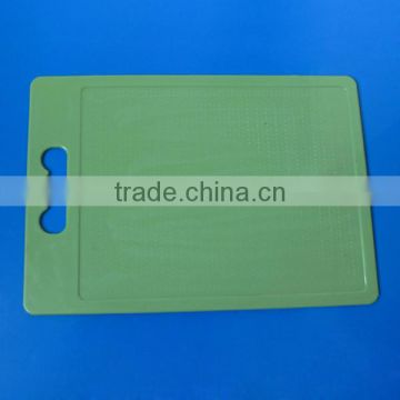 Hot Selling Plastic Cutting Board in Green Color