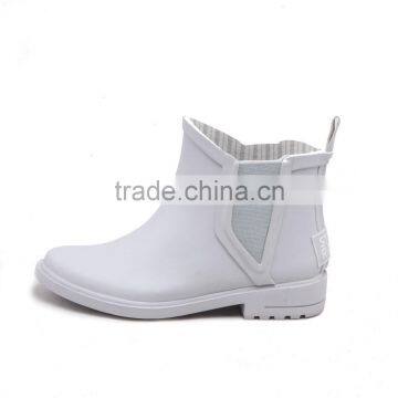 Customize Made Color Chelsea Rain Boots Wellington Boots China Factory Manufacturer photo-4
