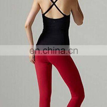 Women's Nylon and Spandex Fitness Ninth Pants Yoga Vest Suits photo-4