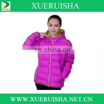 Soft Woman Wear Winter Down Jacket to Keep Warm photo-5