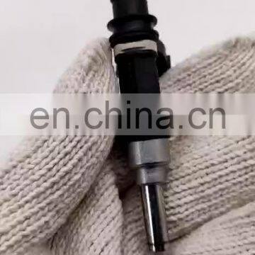 High Quality Fuel Injector EAT327 for Mitsubishi