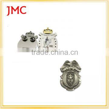 2016 Factory Direct Sales OEM Design Metal Pins Badge photo-4