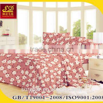 100% Polyester Material home textile flannel solid online blanket bright light