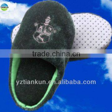 Embroidery velour kids' indoor slipper