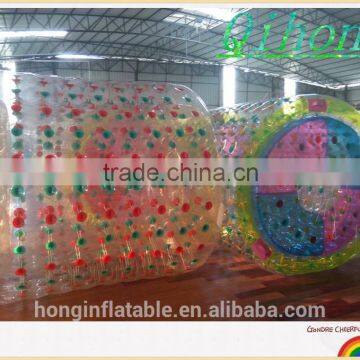 Guangzhou Qihong High Quality PVC Material Inflatable Water Roller For Lake