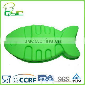 Non-stick Food Grade Silicone Funny Fish Shaped Cake Mould