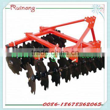 Drag mounted medium disc harrow