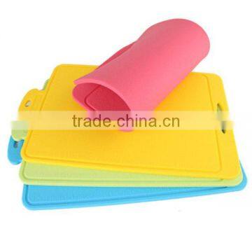 FDA/LFGB Standard Silicone Cutting Board