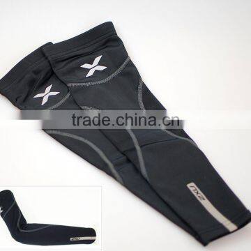 Sublimation Arm Sleeves Sport With Silicon Gripper on Top of Sleeves photo-2