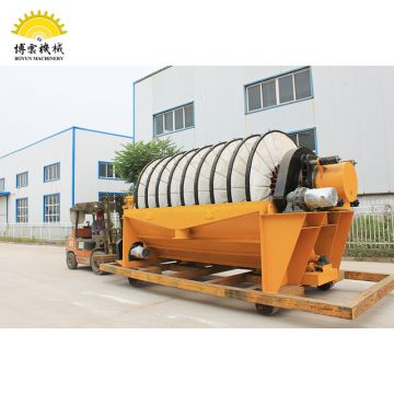 Sodium feldspar disc vacuum filter