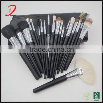 China Professional Manufacturer Of Private Label Make Up Brushes