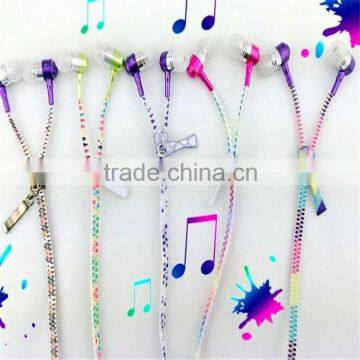 New design zipper earphone china suppliers good quality cheap price earphone machine