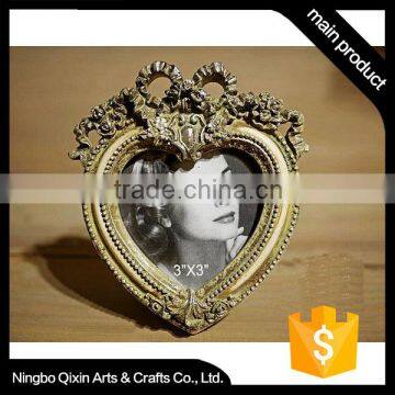 Antique Polyresin OEM New Time Heart Shaped Photo Frame