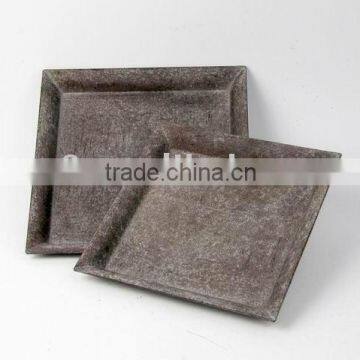 S/2-Square Plastic Plate w/Antique Rusty Finish