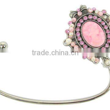 antique resin cameo bag hanger/hook,Weight Capacity:7kg