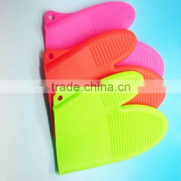 High Quality Heat Resistant Kitchen Silicon rubber gloves for kitchen