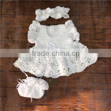 factory supply white color hand crochet newborn baby clothes