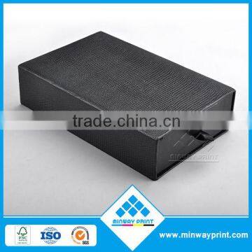 Wholesale Direct Factory Fashionable looking paper board packaging box with window