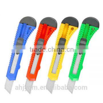 Good Quality Color Plastic Stationery Cutter Knife