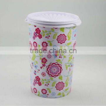 plastic food container