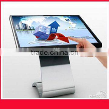 2015 newest interactive digital table kiosk with Arabic language