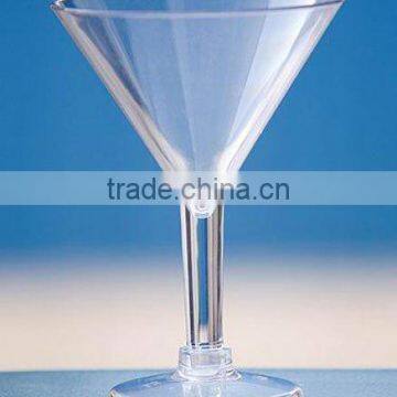 plastic vessel,plastic goblet,drinking goblet