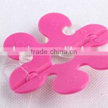Flower Shaped With Two Suckers Folding Toothbrush Holder photo-3