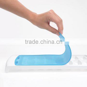 2016 Wholesale Ice Maker Ice Cube Tray With Silicone Lid photo-2