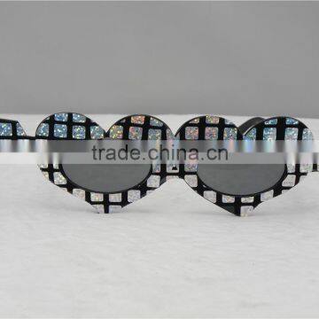 Heart-Shaped Party Glasses photo-6