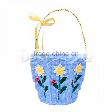 Plastic & Cotton Cross Stitch Flower Basket Pattern Multicolor 30cm x 12cm,1Set