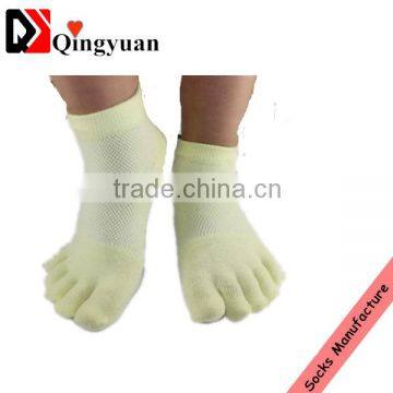 fashon cotton fancy design breathable five fingers ankle socks for baby