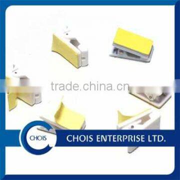 High Quality Pressure Sensitive Adhesive Back Plastic Badge Clips photo-5