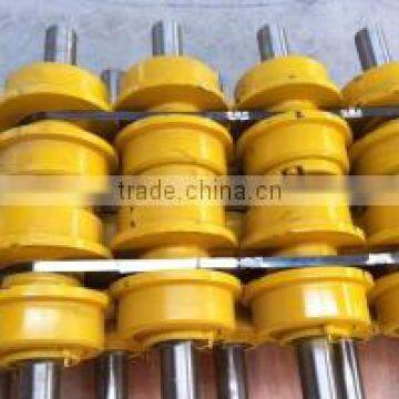 excavator carrier roller R320