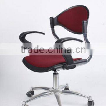 factory wholesale lift mesh swival armrest office chair with castors 1006e