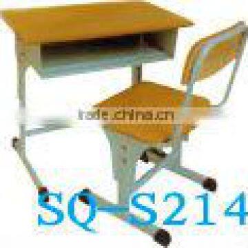 standard size of school desk chair