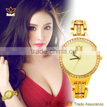 Factory directly price gold watchband and dial crystal stone sport quartz watch 8108